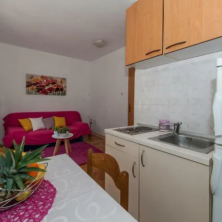 Marin Apartment Makarska