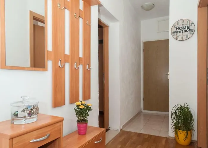 Marin * מאקרסקה